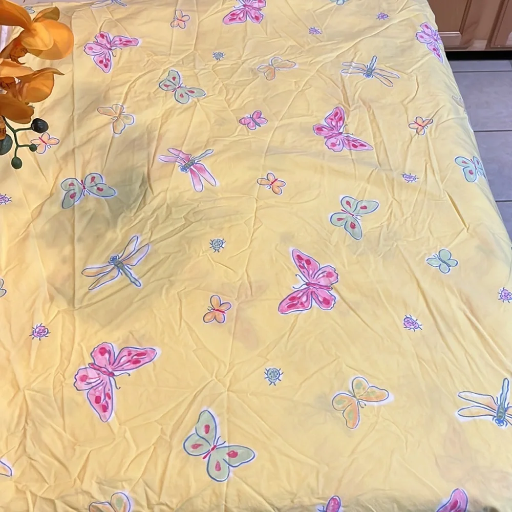 Pottery Barn Double sided Twin/ full size Duvet Cover Firm Price